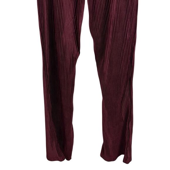 Urban Outfitters Burgundy Corduroy Flare Pants Size 6 Wine NWT - Picture 11 of 12